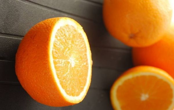 橙子营养价值及功效 橙子的功效与作用及营养价值是什么