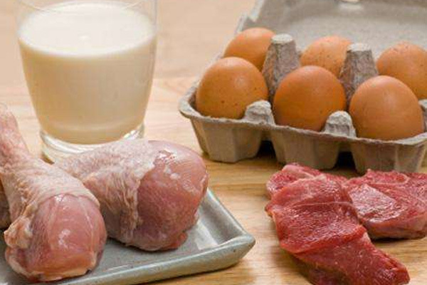 高热量低脂肪食物推荐：豆类、蛋类、瘦肉等